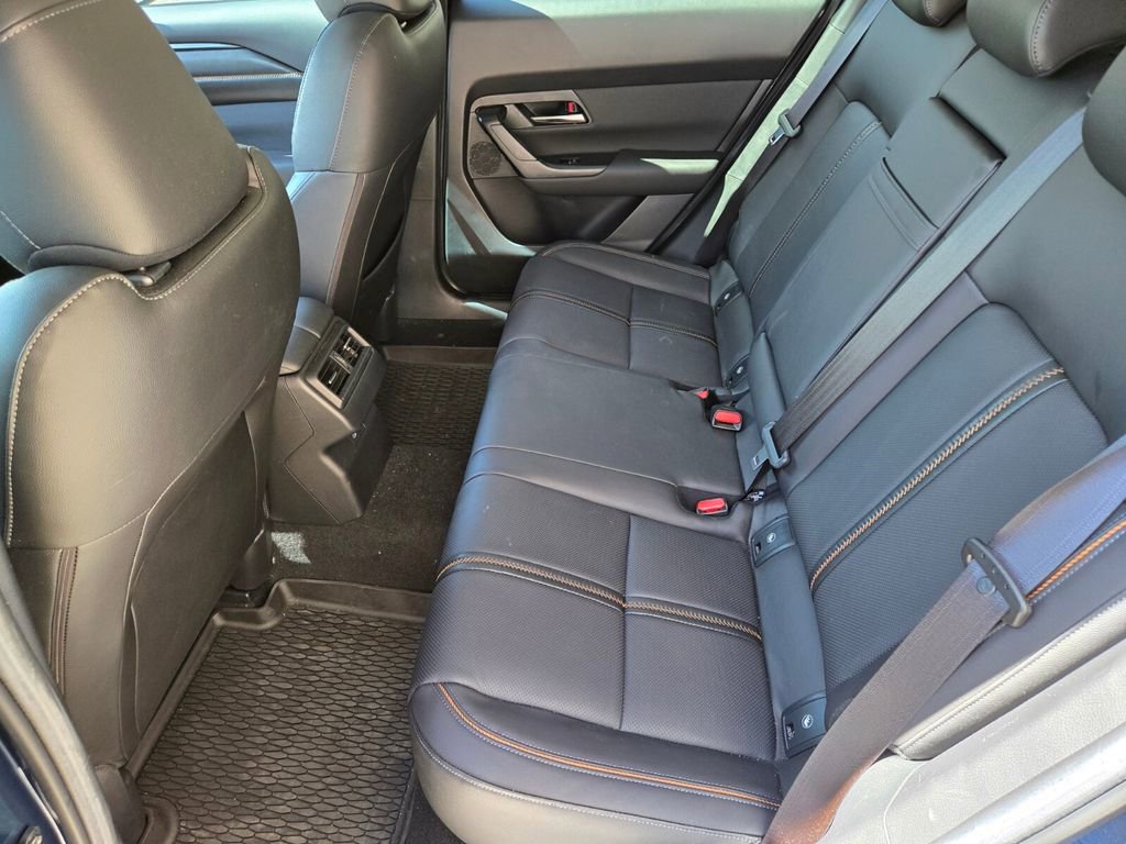 Used 2025 MAZDA CX-50 AWD 2.5 S w/ Premium Plus Pkg image 7