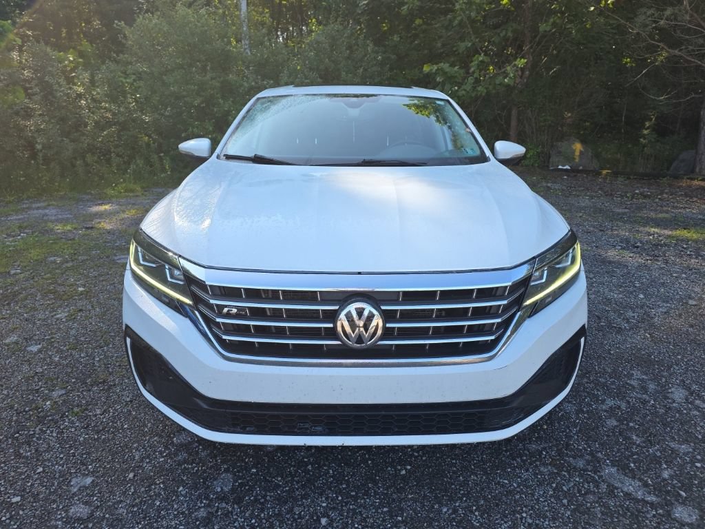 Used 2020 Volkswagen Passat 2.0T R-Line FWD image 2