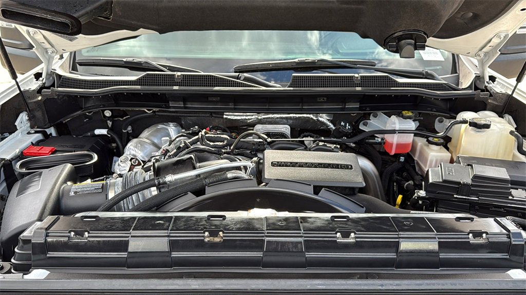 Used 2024 Chevrolet Silverado 2500 LT image 35