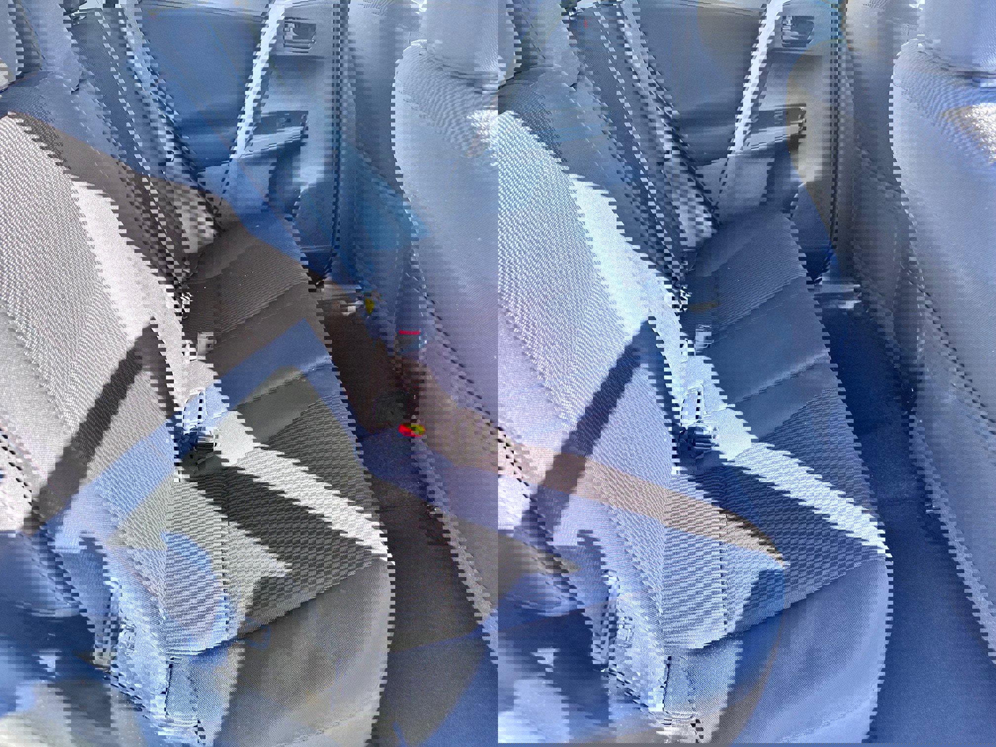 Used 2016 Toyota RAV4 LE image 9