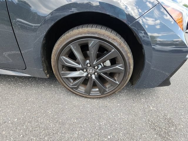 Used 2025 Toyota Corolla XSE FWD image 18