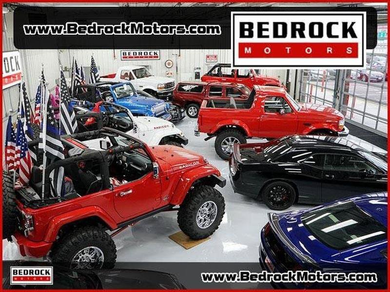 Used 2025 Tesla Model Y Performance AWD/4WD image 33