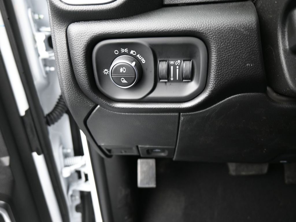 New 2026 RAM 3500 Laramie image 27