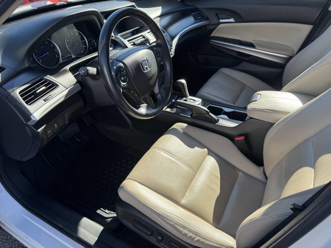 Used 2014 Honda Crosstour EX-L image 12