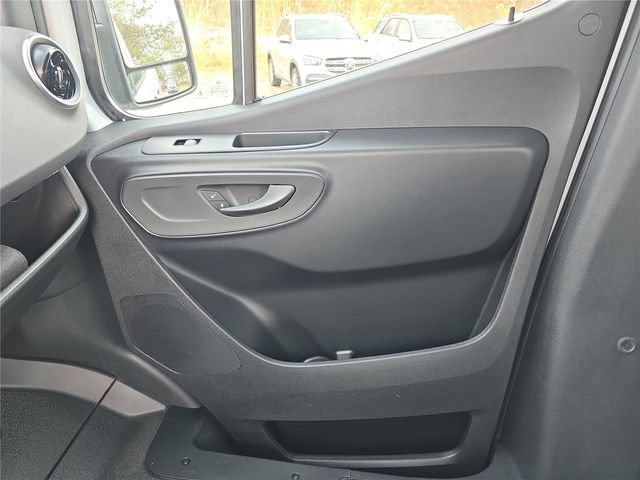 New 2026 Mercedes-Benz Sprinter 4500 image 18