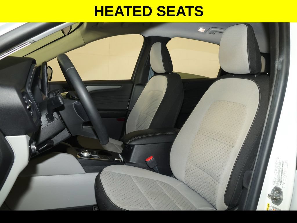 Used 2023 Ford Escape Active w/ Tech Pack #2 AWD/4WD image 3