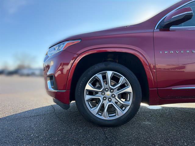 Certified 2021 Chevrolet Traverse Premier w/ LPO, Floor Liner Package image 17