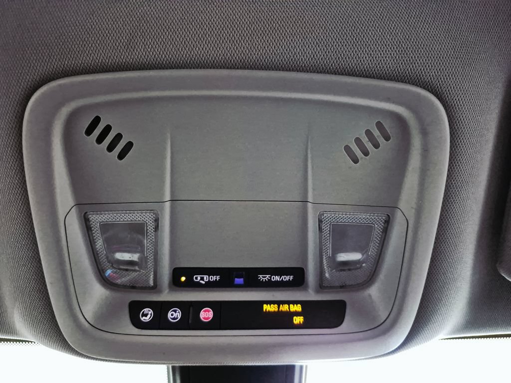 Used 2016 Chevrolet Malibu LT w/ Leather Package FWD image 23