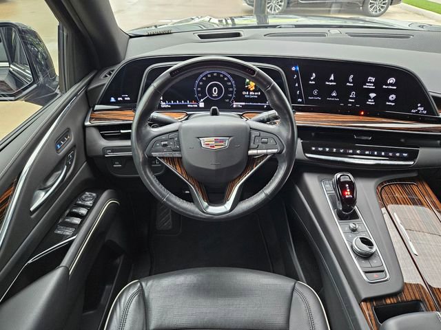 Certified 2024 Cadillac Escalade Premium Luxury image 12