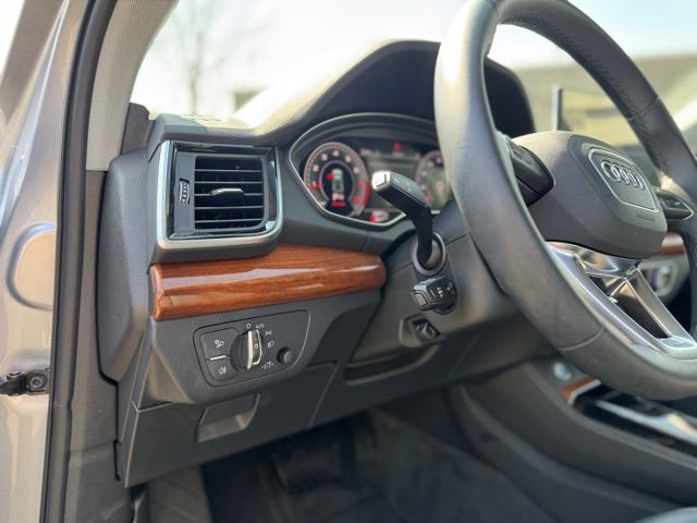 Certified 2023 Audi Q5 2.0T Premium Plus w/ Premium Plus Package image 16