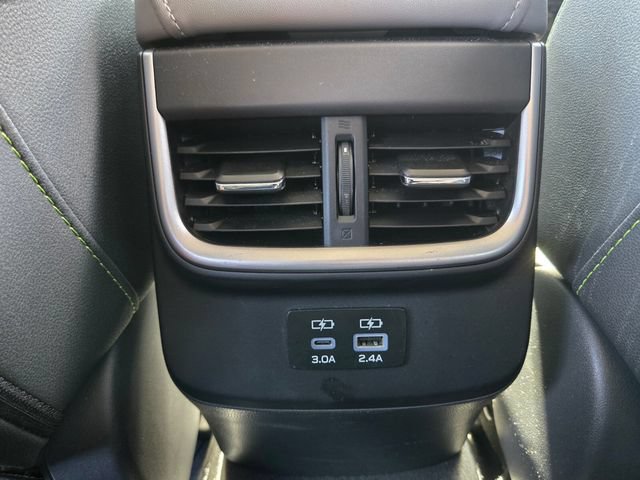 Used 2025 Subaru Outback Onyx Edition AWD/4WD image 16