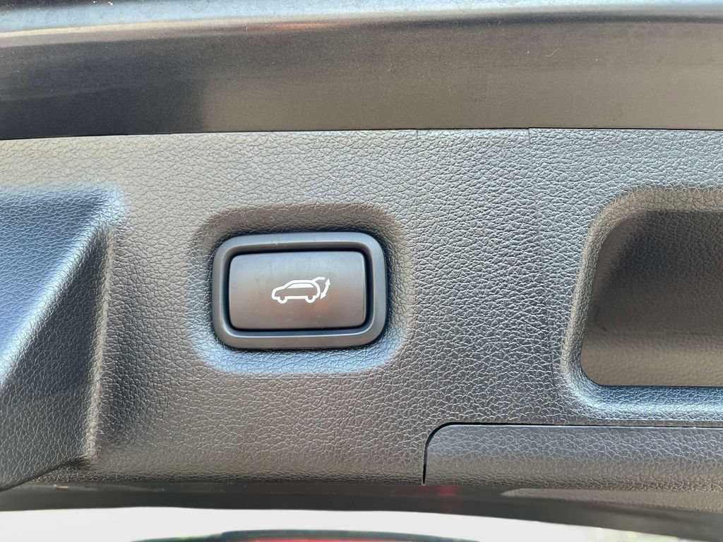 Used 2023 Hyundai Santa Fe SEL AWD/4WD image 11