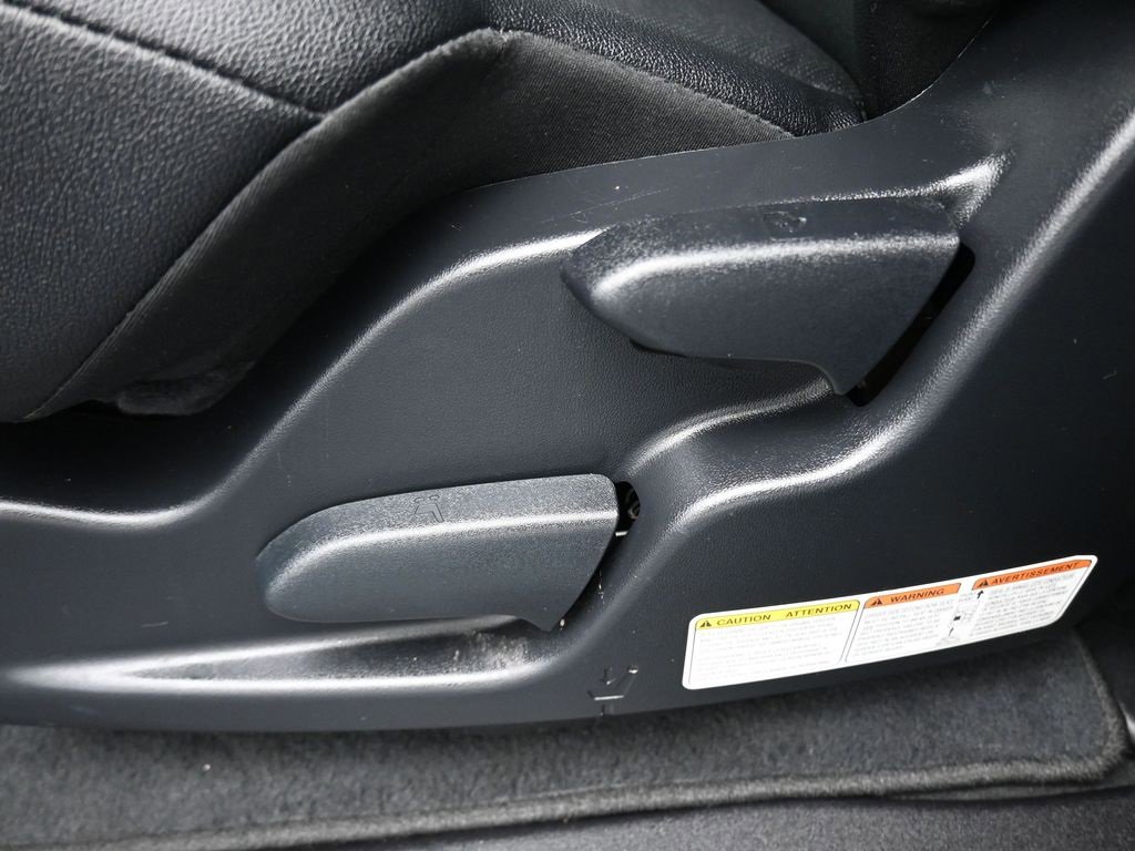 Used 2020 Toyota Sienna SE Premium image 32