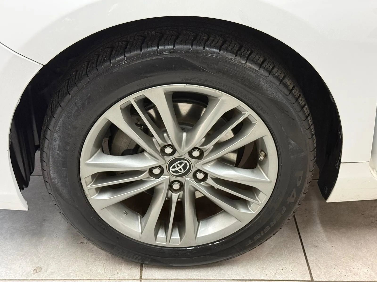 Used 2017 Toyota Camry SE image 36