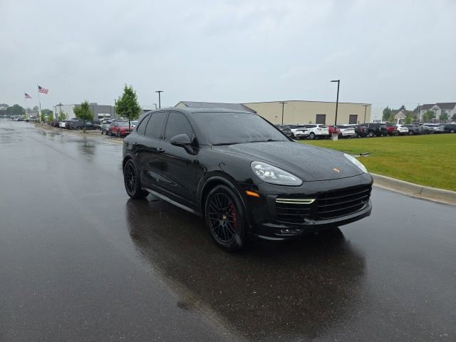 Used 2017 Porsche Cayenne GTS AWD/4WD image 3