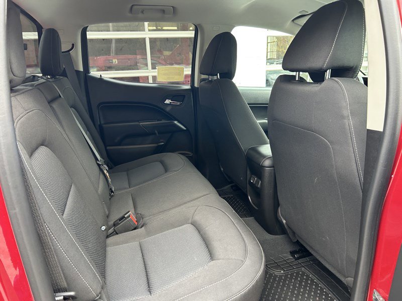 Used 2022 Chevrolet Colorado LT w/ Safety Package image 20