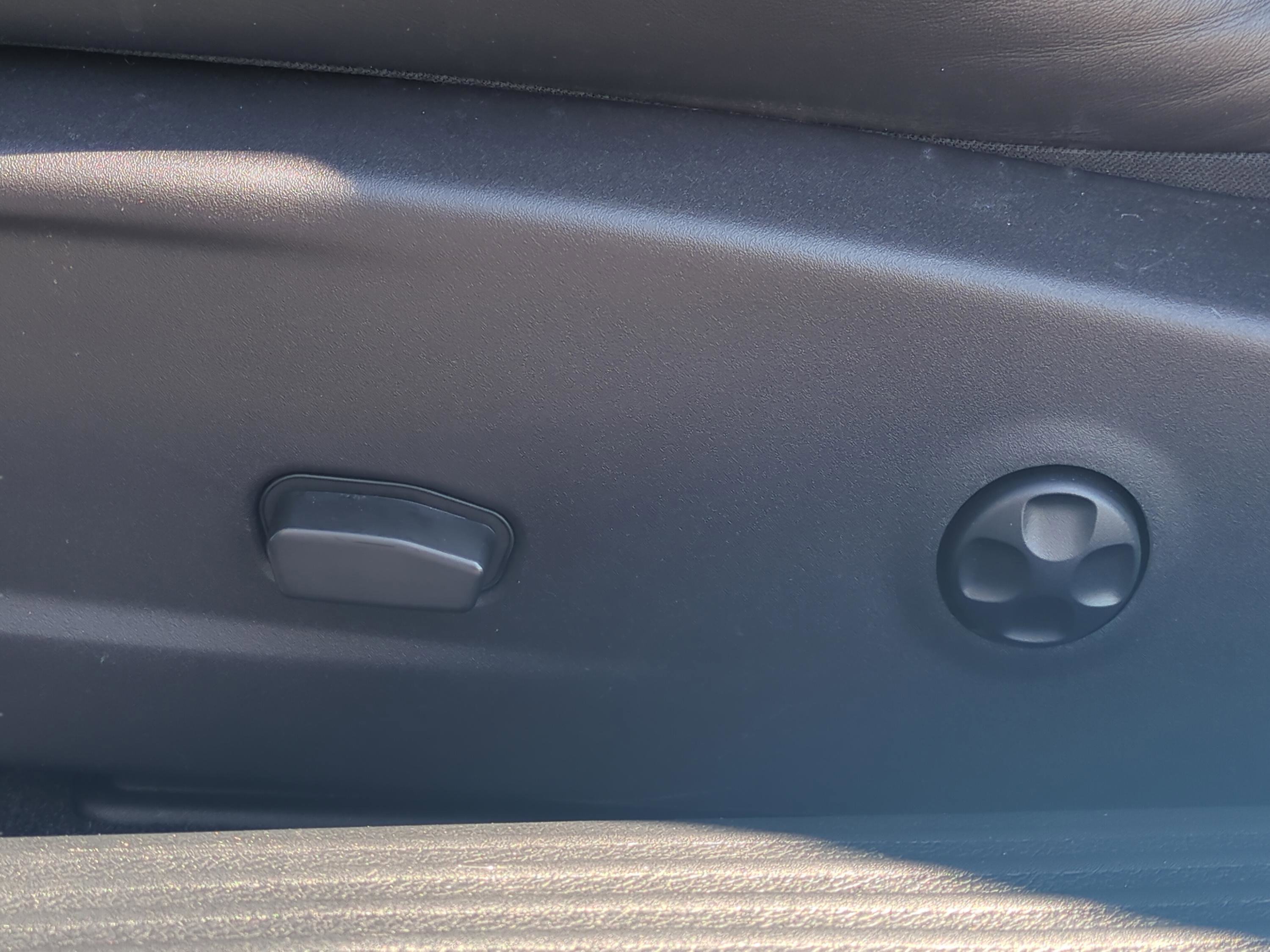 Used 2023 Dodge Challenger SRT Hellcat image 16