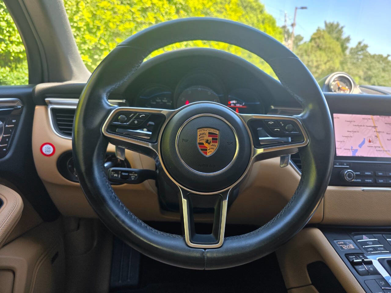 Used 2018 Porsche Macan S AWD/4WD image 19