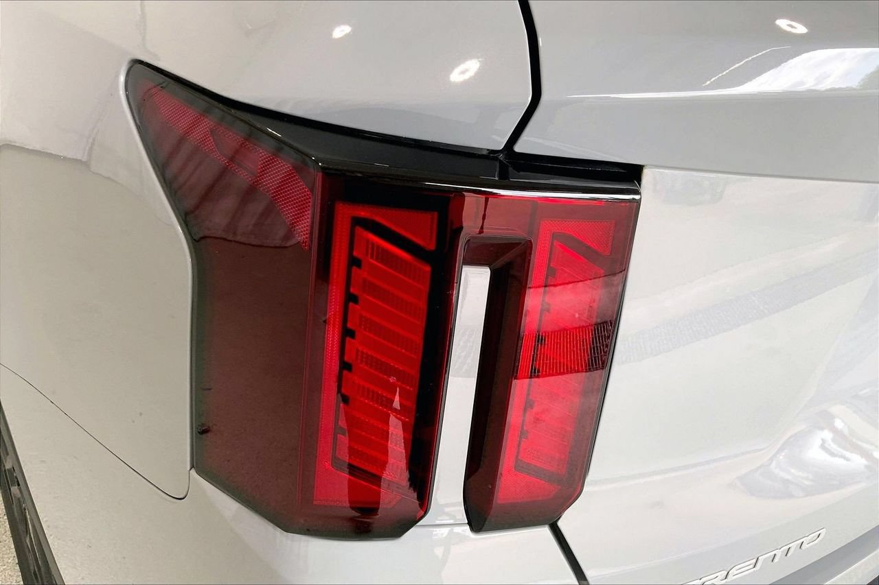 Used 2024 Kia Sorento S w/ Panoramic Sunroof Package AWD/4WD image 29