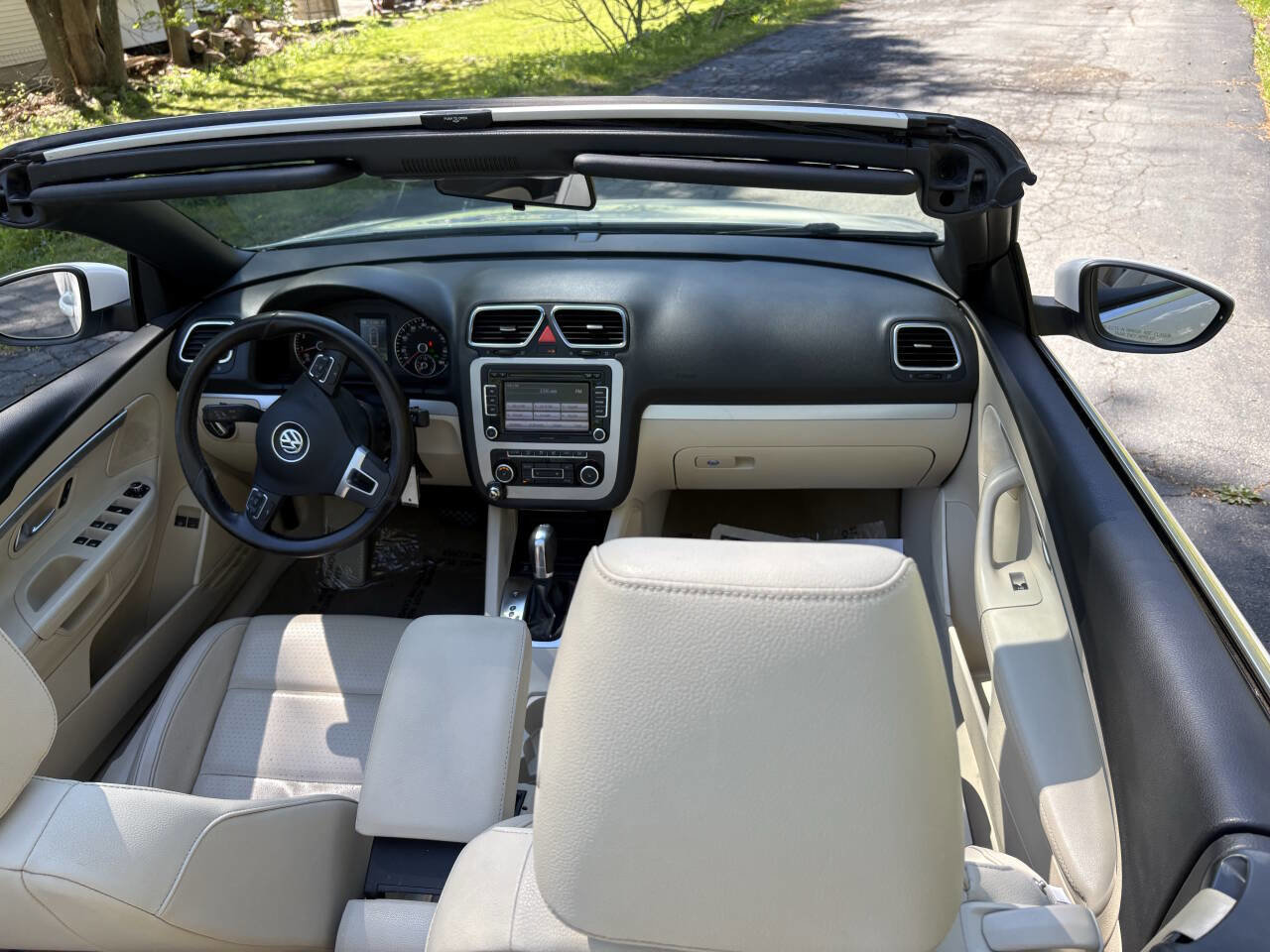 Used 2012 Volkswagen Eos Komfort FWD image 27