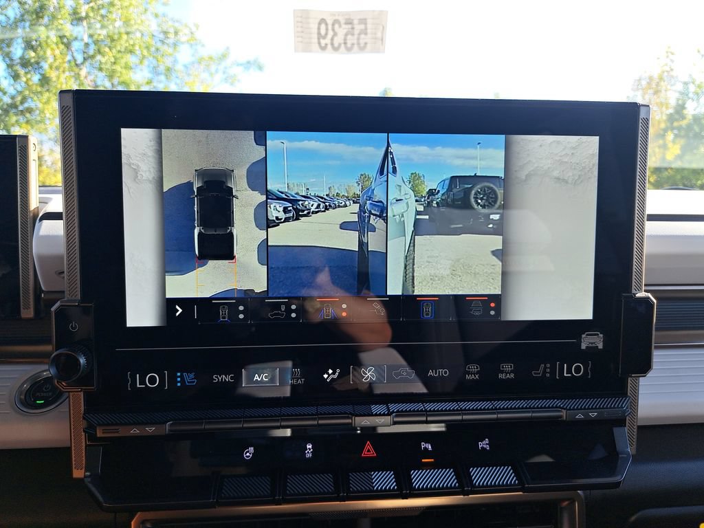 New 2025 GMC Hummer EV 3X AWD/4WD image 32