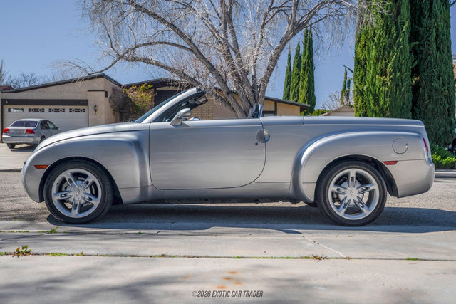 Used 2005 Chevrolet SSR image 3