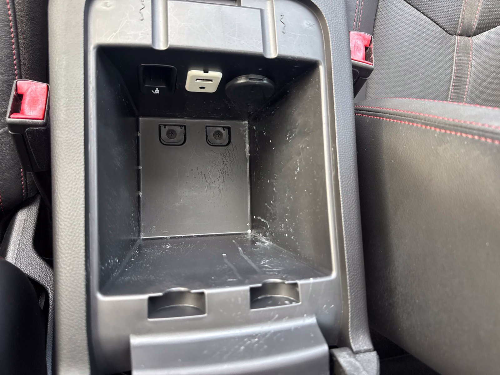 Used 2015 Chevrolet SS RWD image 31