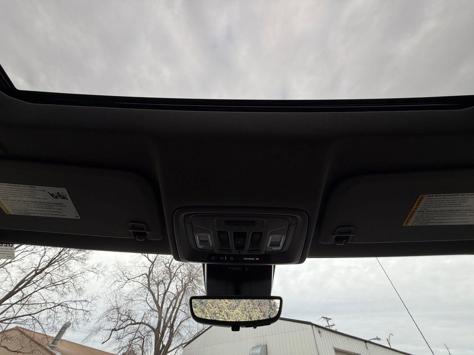 Used 2025 GMC Sierra 1500 Denali image 21