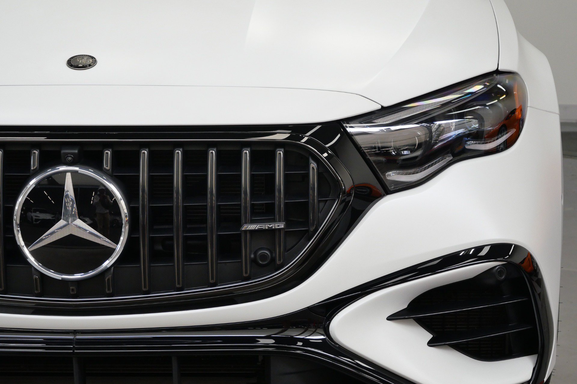 Used 2025 Mercedes-Benz E 53 AMG e 4MATIC Sedan image 38
