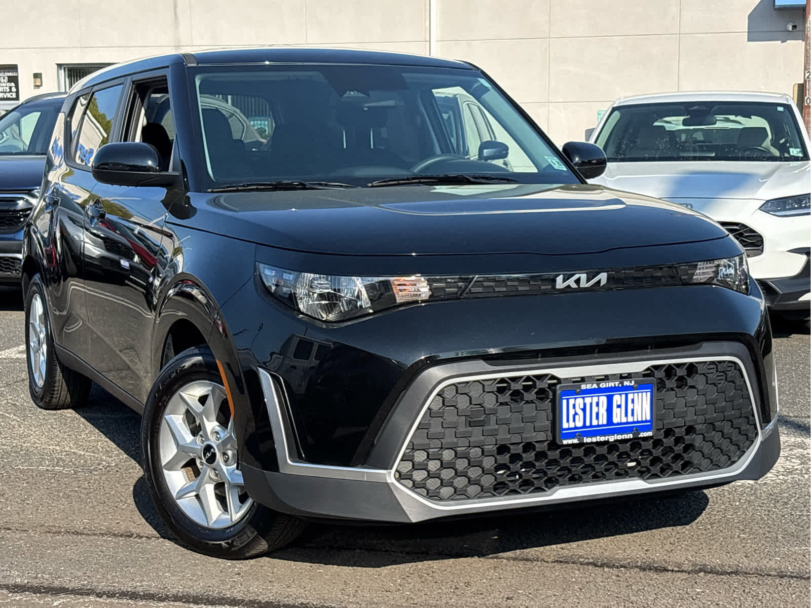 Used 2024 Kia Soul LX w/ Option Group 015 FWD image 27