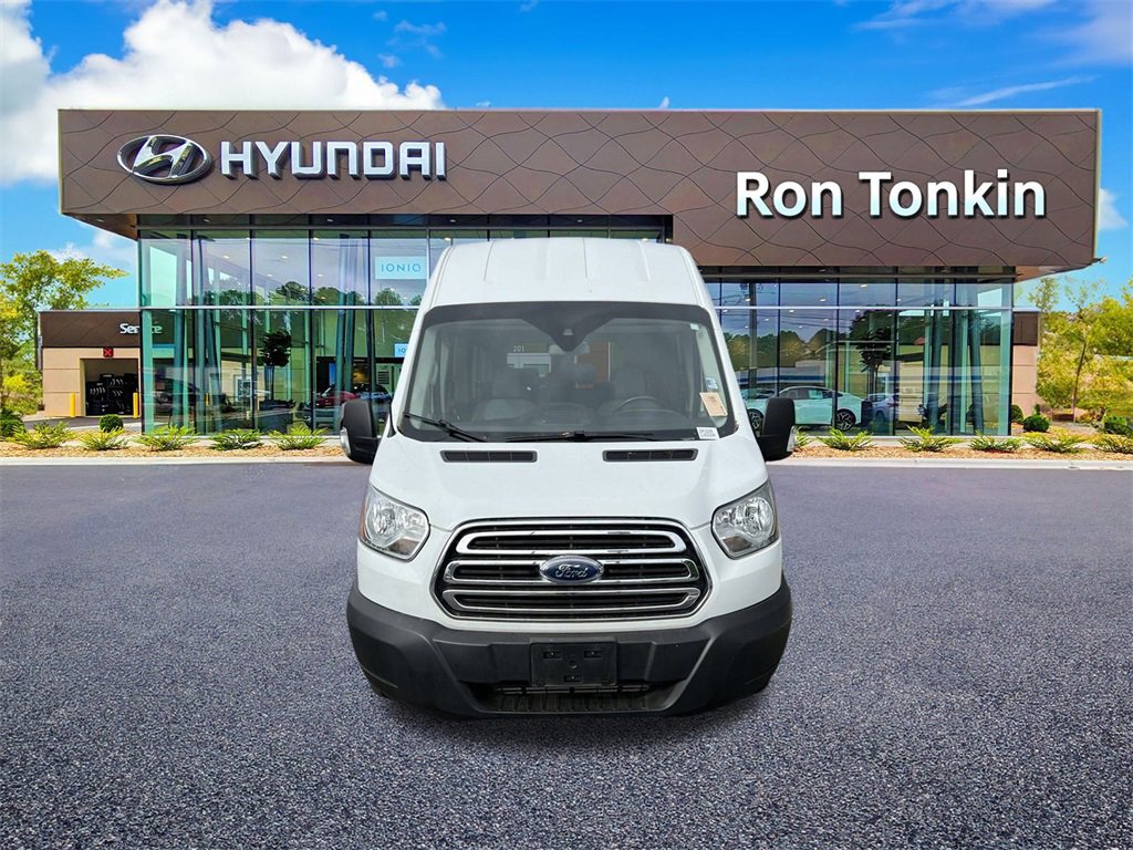 Used 2019 Ford Transit 350 XLT image 2