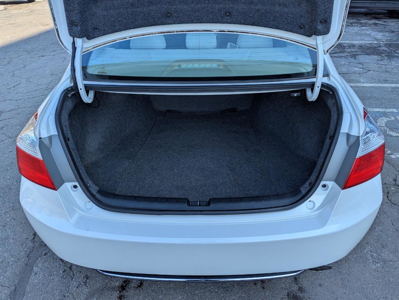 Used 2015 Honda Accord EX image 46