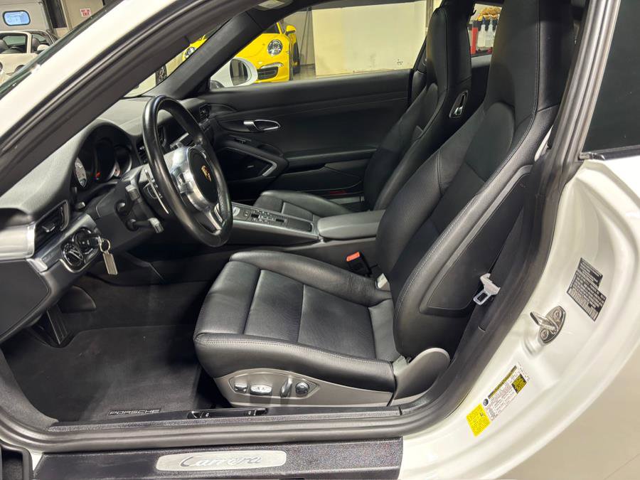 Used 2015 Porsche 911 Carrera image 24