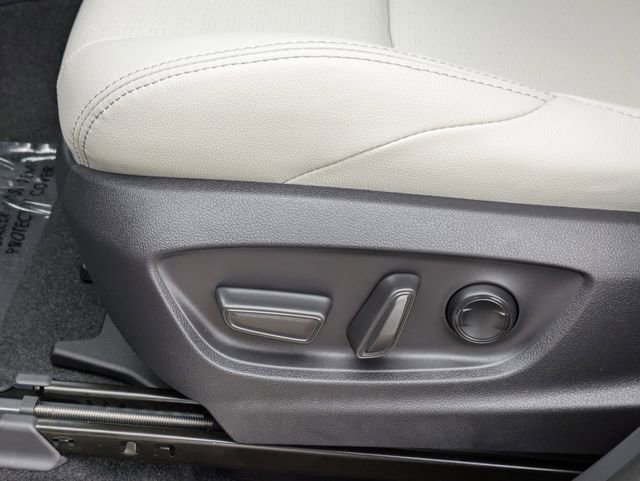 Used 2024 Toyota bZ4X AWD image 27