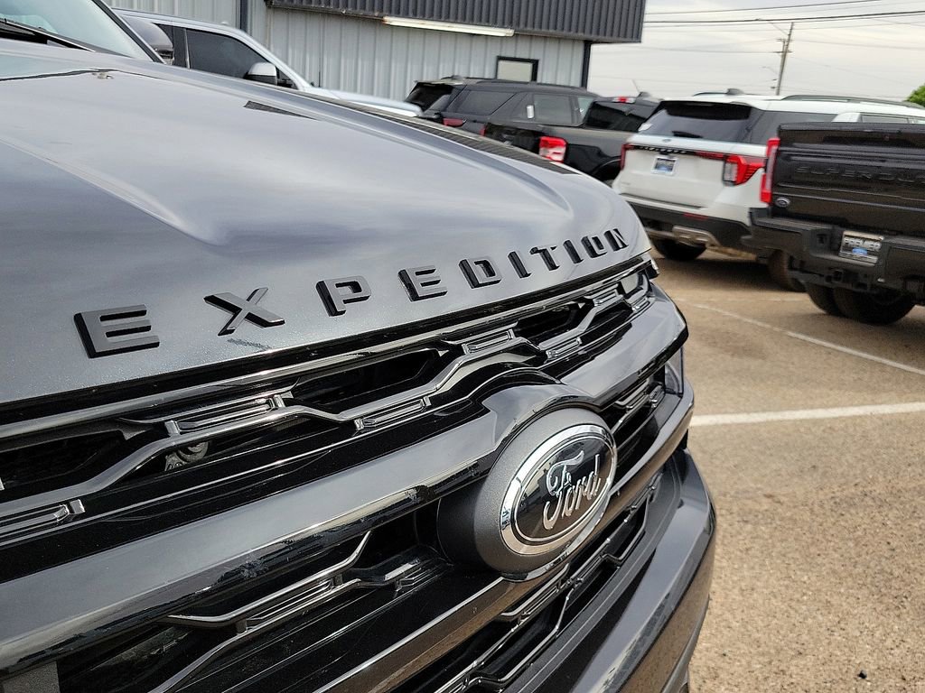 Used 2024 Ford Expedition Max Limited AWD/4WD image 13
