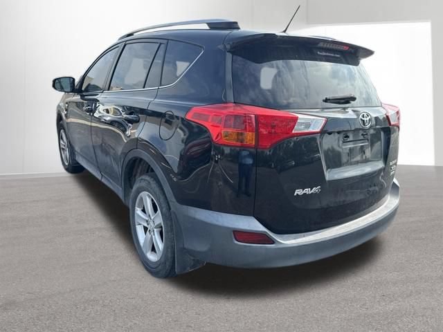 Used 2014 Toyota RAV4 XLE AWD/4WD image 3