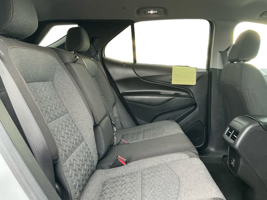 Used 2024 Chevrolet Equinox LT image 18