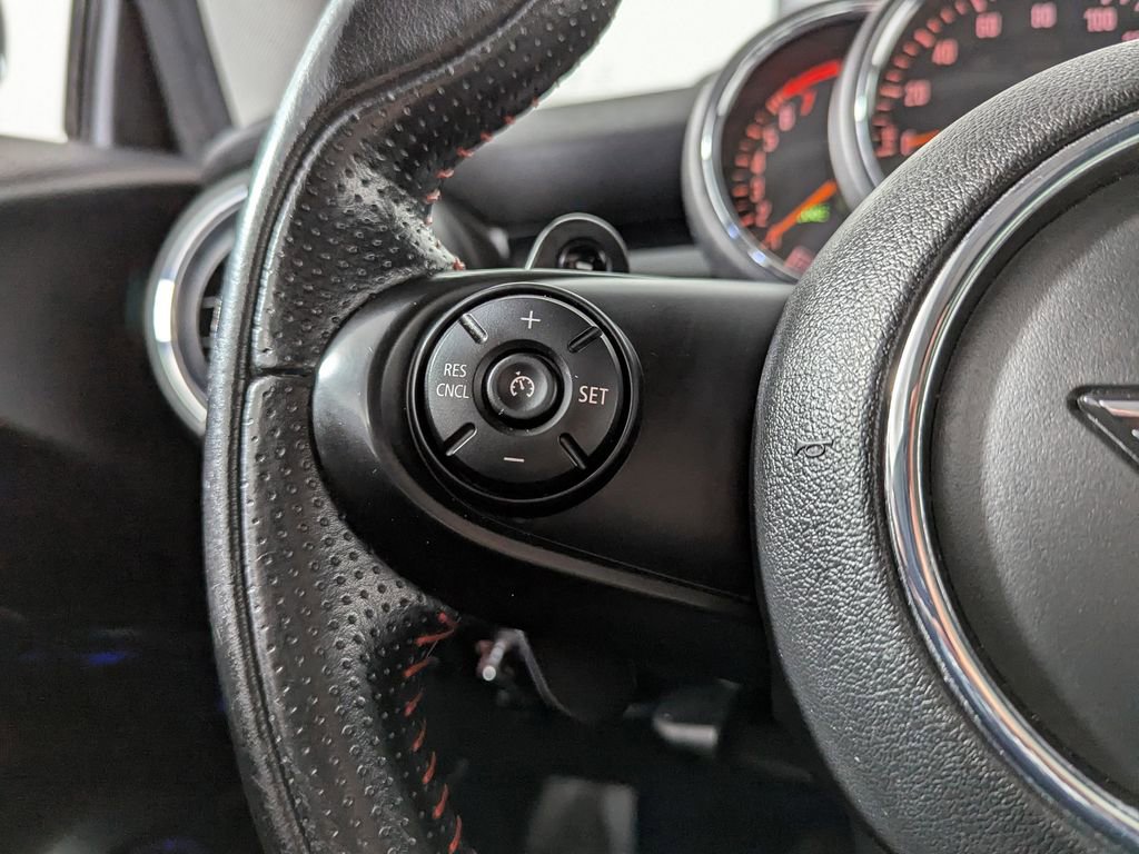 Used 2020 MINI Cooper S image 25