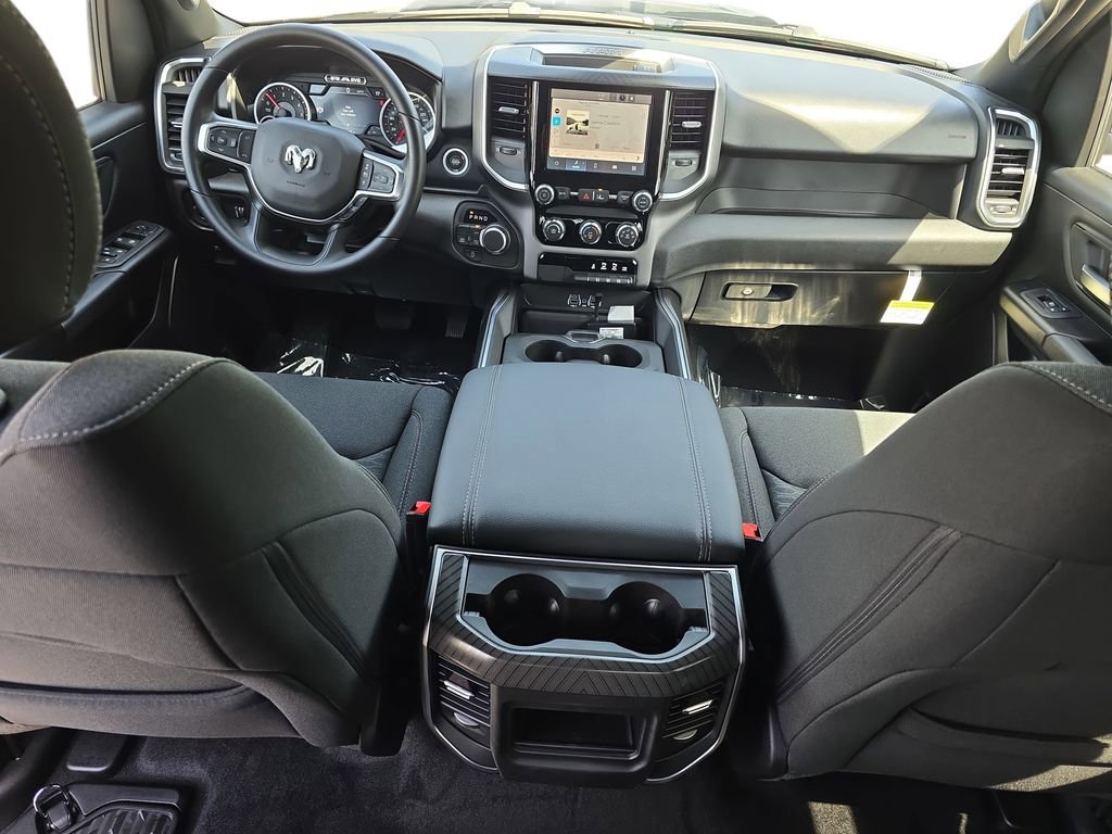 New 2026 RAM 1500 Express AWD/4WD image 9