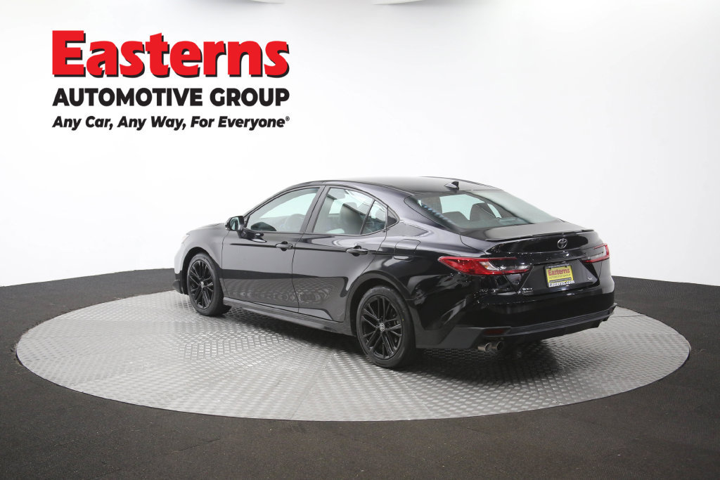 Used 2025 Toyota Camry SE FWD image 65