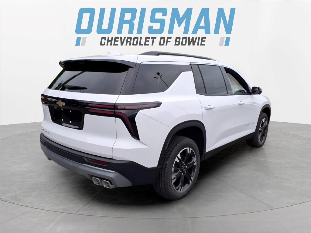 New 2027 Chevrolet Traverse LT w/ Sun and Wheel Package AWD/4WD image 3