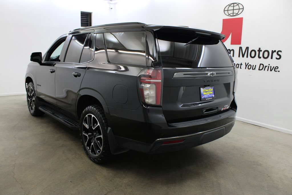 Used 2021 Chevrolet Tahoe RST w/ Luxury Package RWD image 3