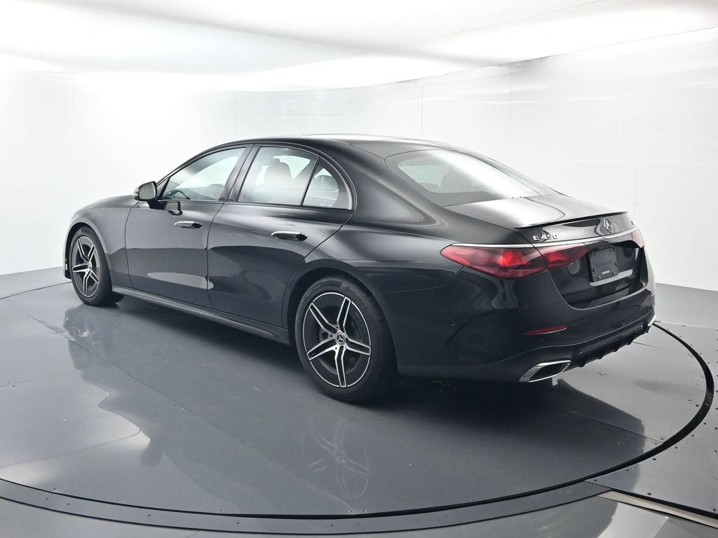 Used 2026 Mercedes-Benz E 450 4MATIC Sedan image 3