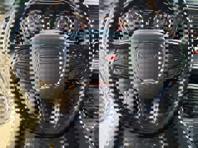 Used 2021 Dodge Challenger SXT image 19