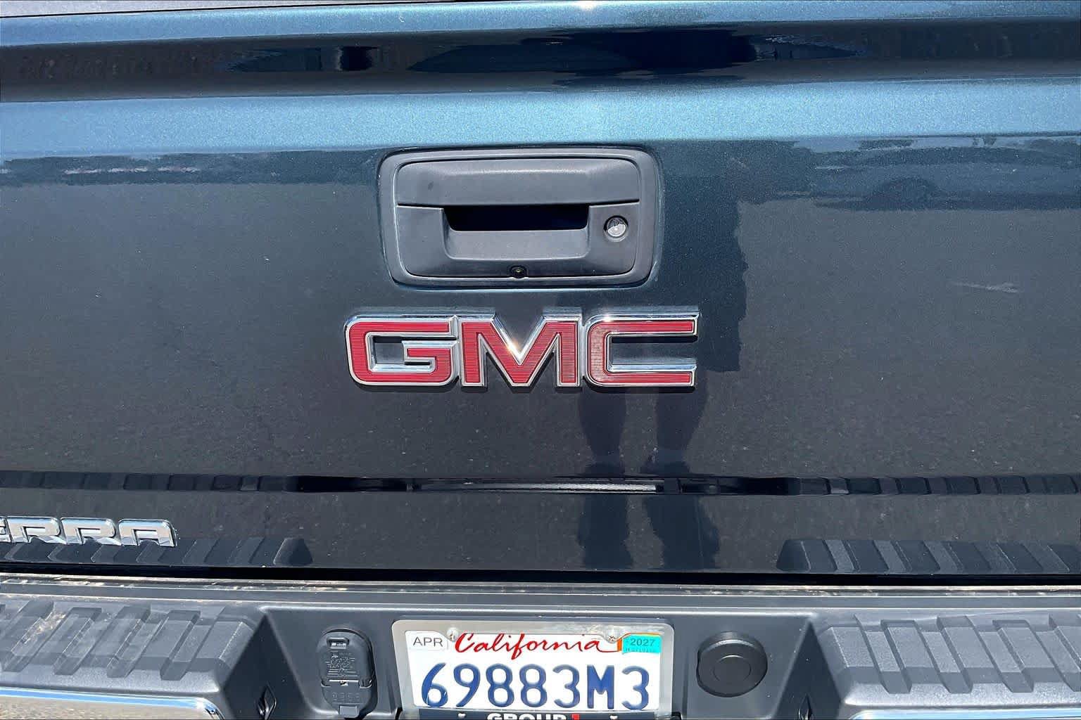 Used 2018 GMC Sierra 1500 SLT AWD/4WD image 30