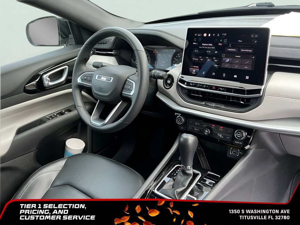 Used 2025 Jeep Compass Limited AWD/4WD image 11
