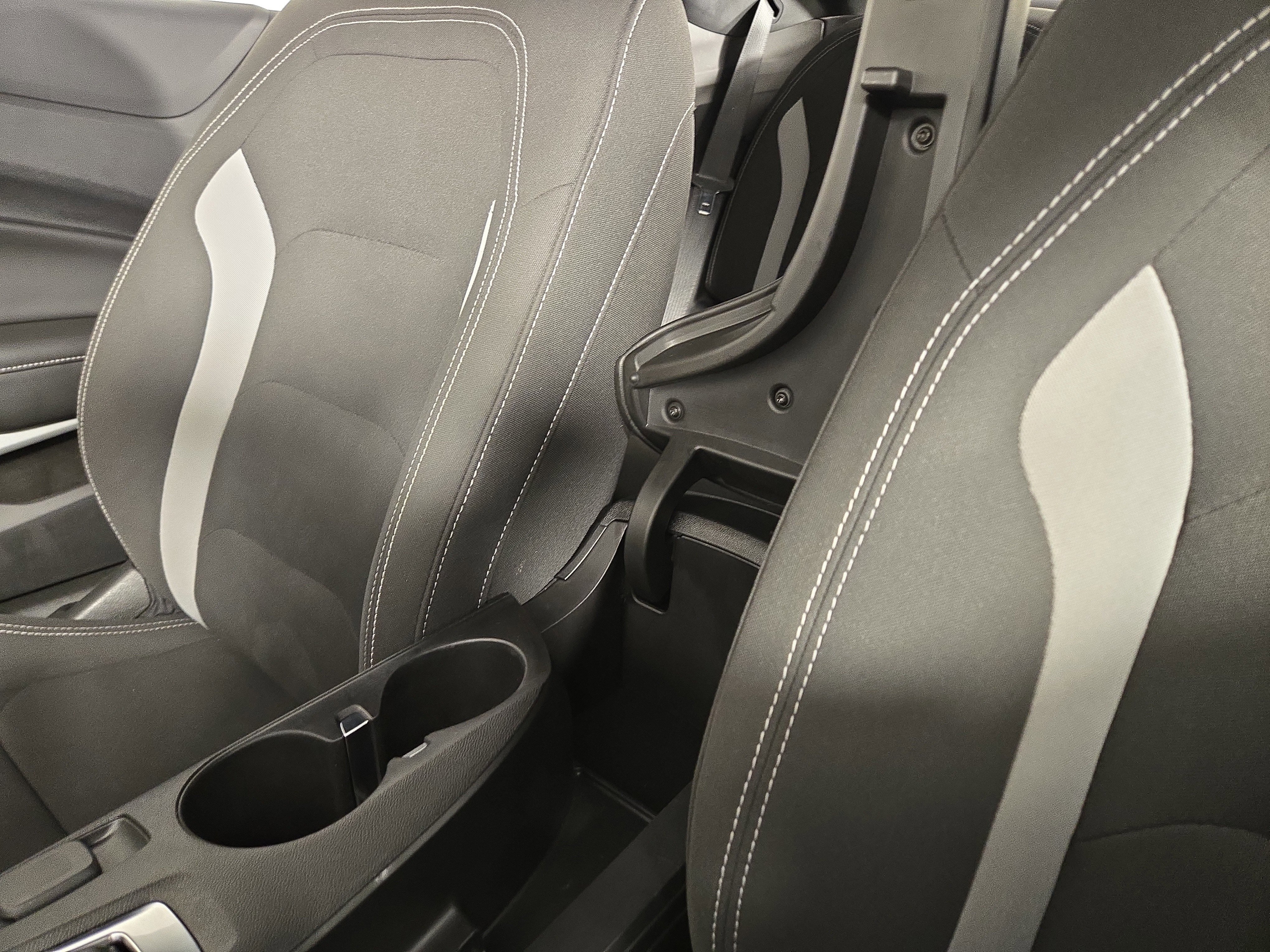 Certified 2021 Chevrolet Camaro LT image 26