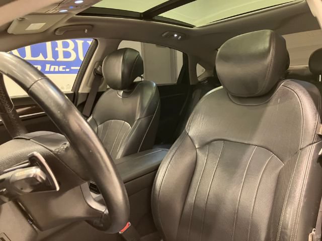 Used 2018 Genesis G80 3.8 w/ Option Group 02 RWD image 37
