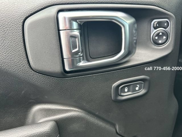 Used 2025 Jeep Gladiator Mojave w/ Convenience Group AWD/4WD image 22