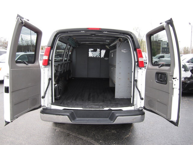 Used 2019 Chevrolet Express 3500 LT w/ LT Preferred Equipment Group RWD image 24